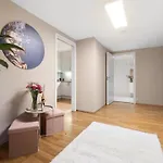 Flat In Leilighet *